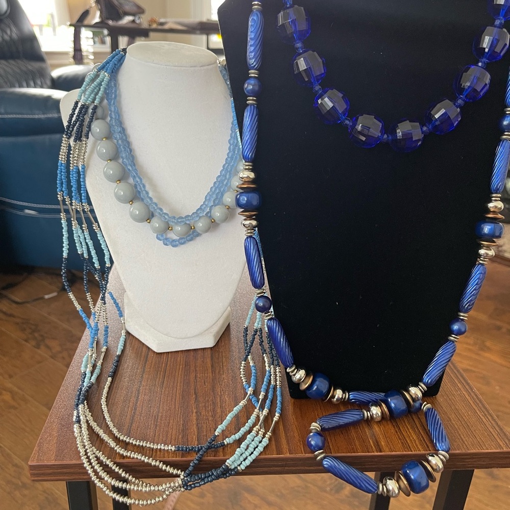 Blue and Silver tone Beaded Necklaces 5